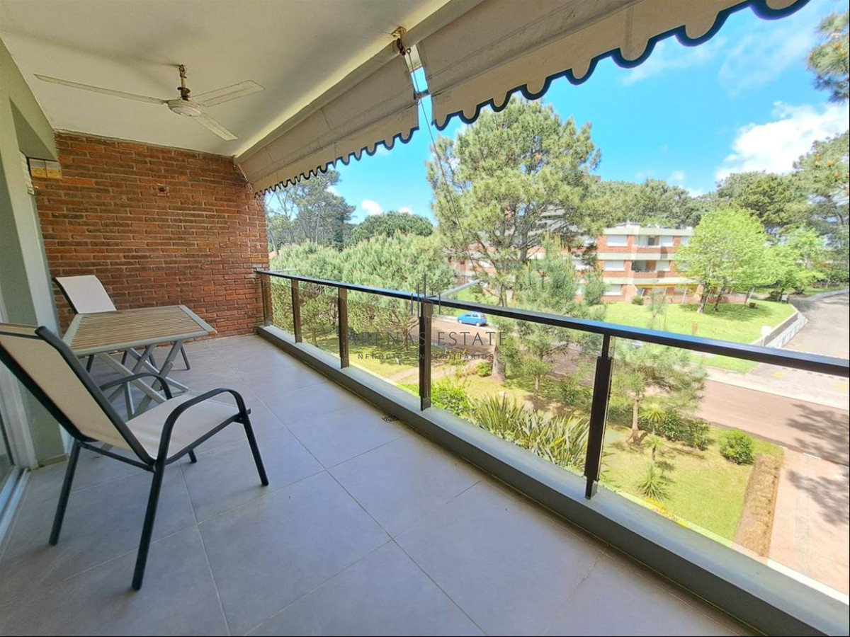 Apartamento ID.3833 - Apartamento de 4 dormitorios en Complejo Green Leaves, Punta del Este 
