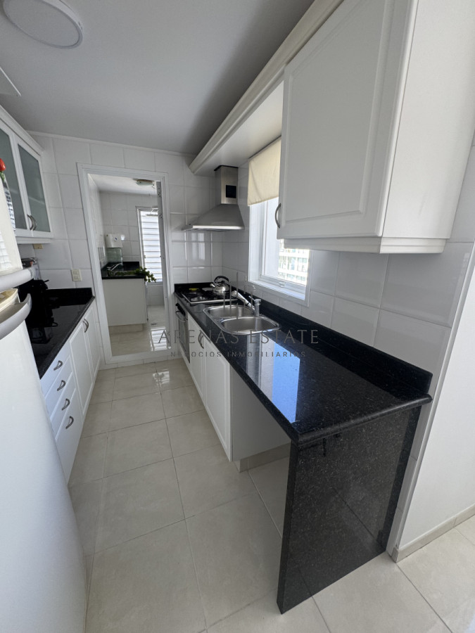 Apartamento ID.3682 - Apartamento en venta en primera linea de playa mansa 