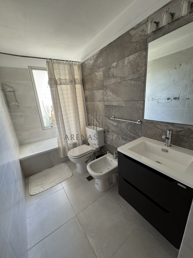 Apartamento ID.3180 - Apartamento de dos dormitorios en venta en Punta del Este 