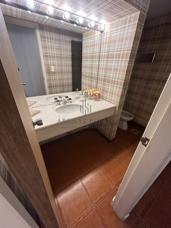 Apartamento ID.1731 - Apartamento de 3 dormitorios . primera linea Punta del Este 