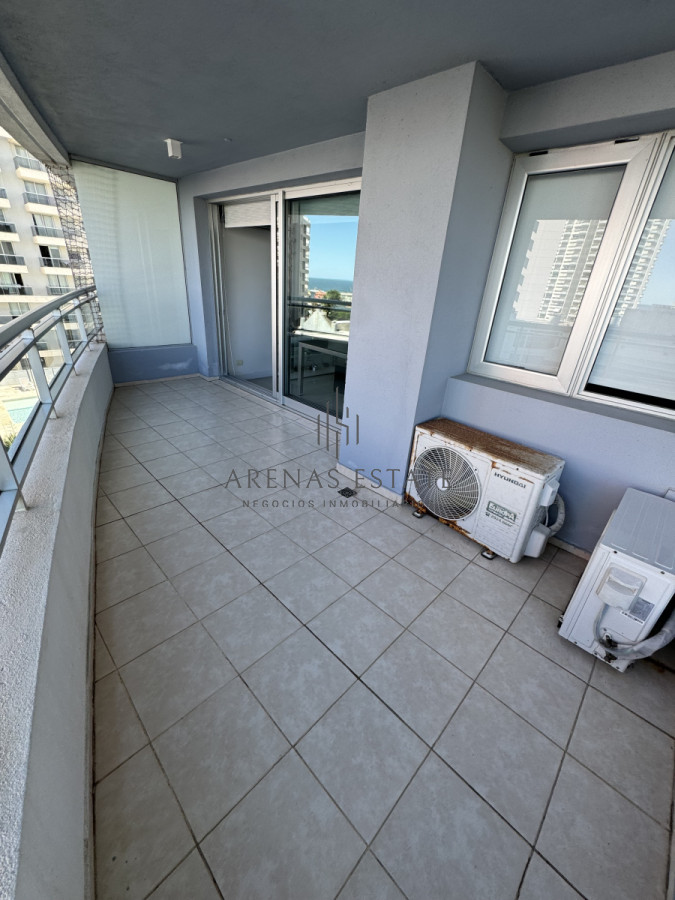 Apartamento ID.3244 - Apartamento de 2 dormitorios en venta en Punta del Este 
