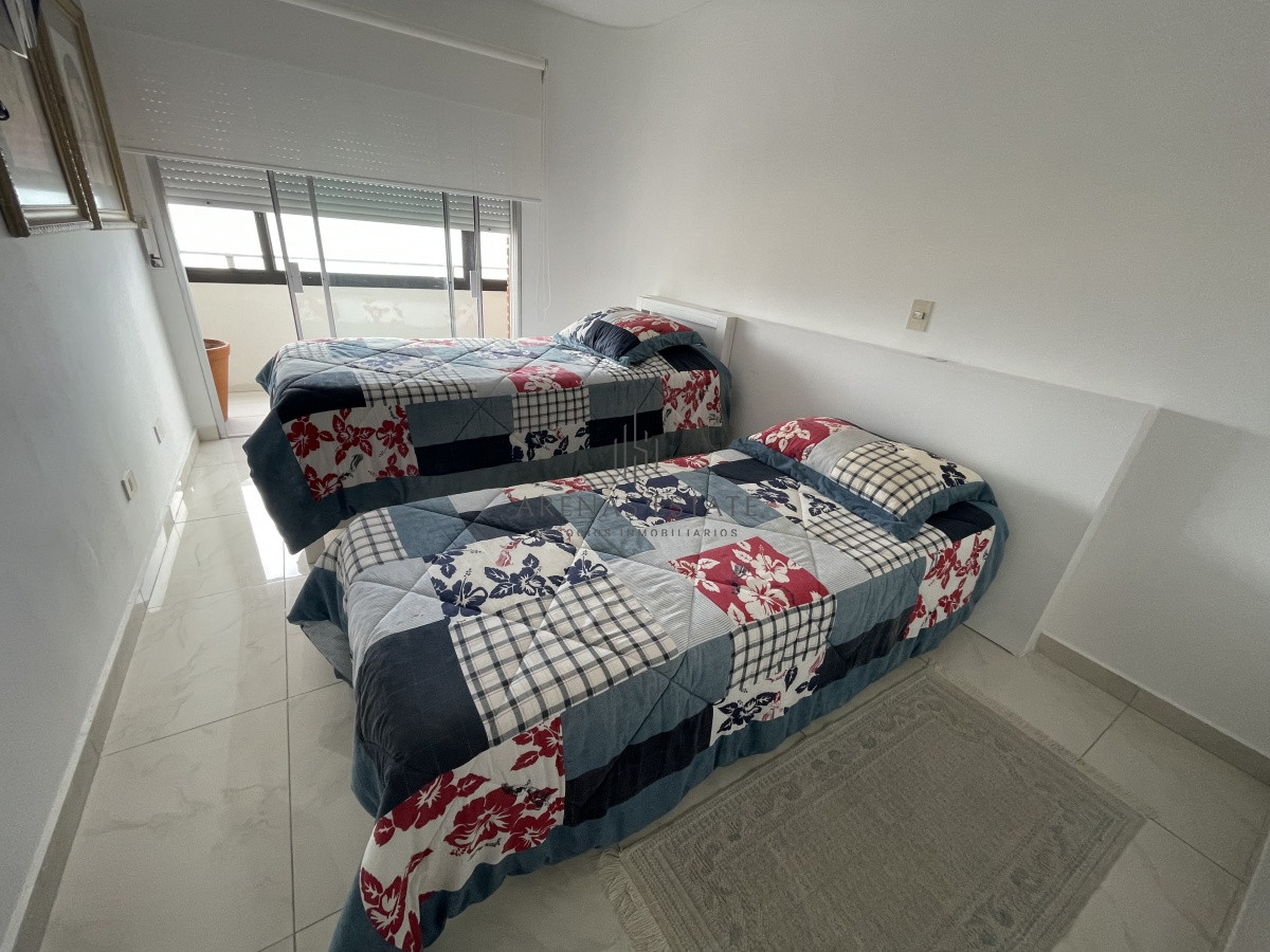 Apartamento ID.1065 - Penthouse en venta en Punta del Este
