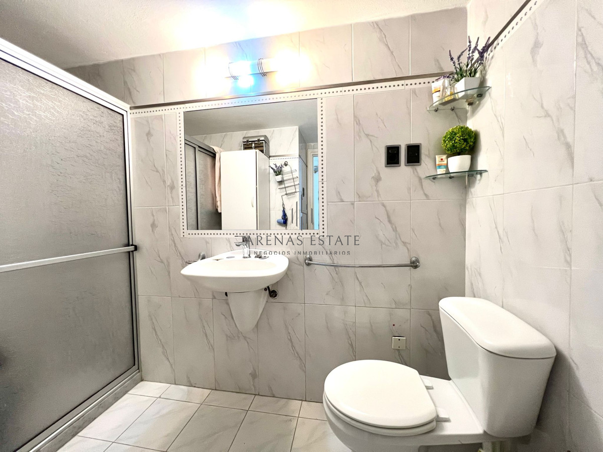 Apartamento ID.2340 - Apartamento en venta de 3 dormitorios en Roosevelt , Punta del Este 