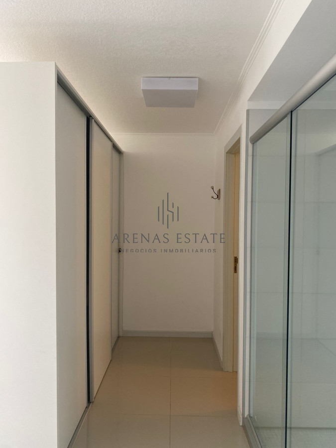 Apartamento ID.2279 - Apartamento en venta de 3 dormitorios en venta en Punta del Este