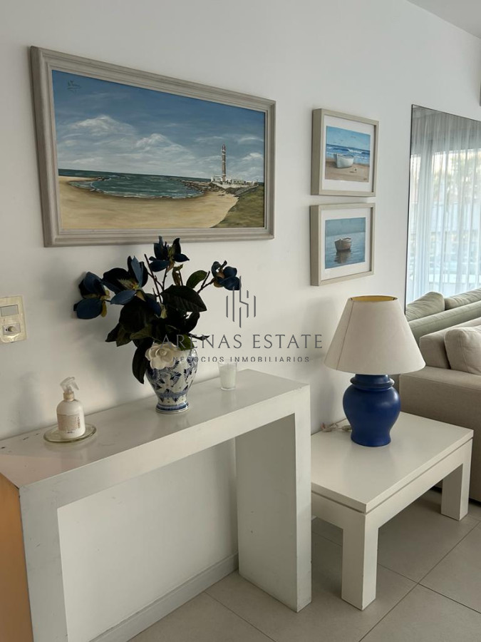 Apartamento ID.2041 - Apartamento en venta de dos dormitorios en peninsula 