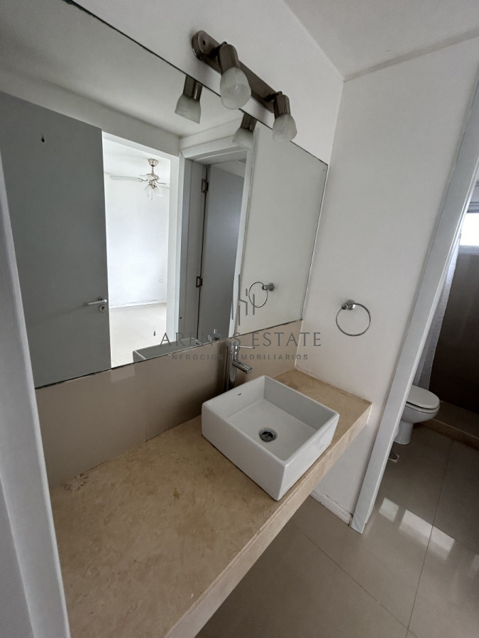 Apartamento ID.2597 - Apartamento de dos dormitorios en venta en Aidy Grill , Punta del Este