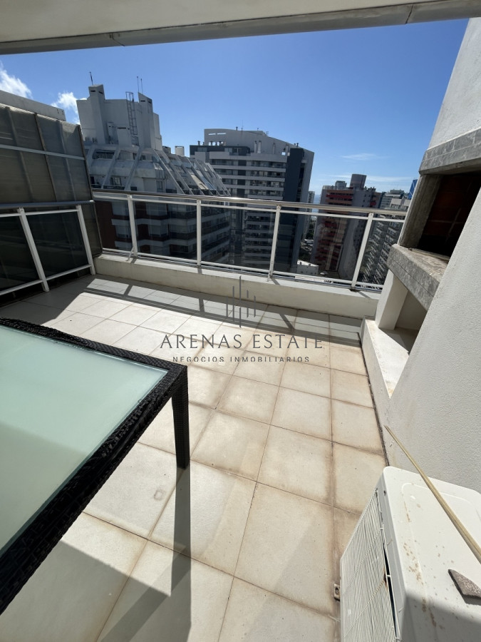 Apartamento ID.2285 - Aprtamento en venta de 3 dormitorios en suite en Punta del Este , Penthouse 
