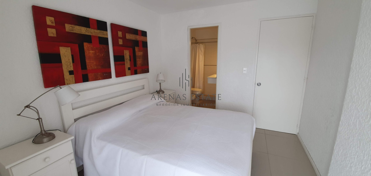 Apartamento ID.4420 - Apartamento en venta de dos dormitorios en Punta del Este 