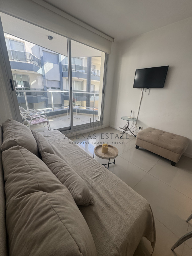 Apartamento ID.3672 - Apartamento de 1 dormitorio en Punta del Este 