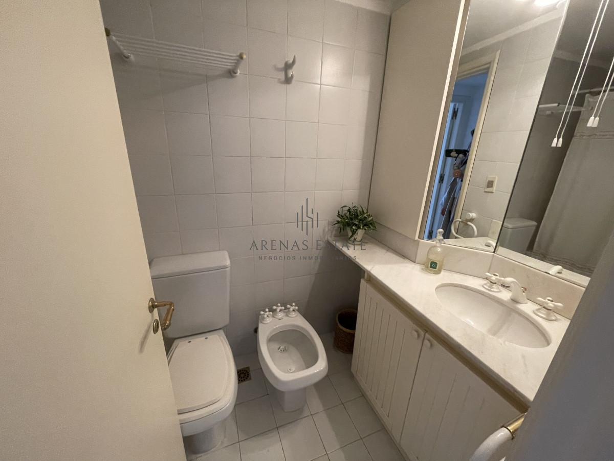 Apartamento ID.1611 - Apartamento de dos dormitorios en zona de la brava  , Punta del este