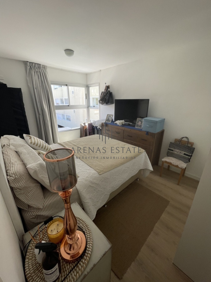 Apartamento ID.500 - Hermoso apartamento en venta 2 dormitorios en Punta del Este
