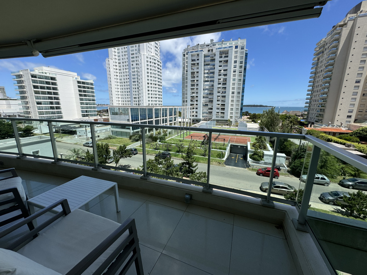 Apartamento ID.3320 - Apartamento en venta de 3 dormitorios en Gala vista Punta del Este 