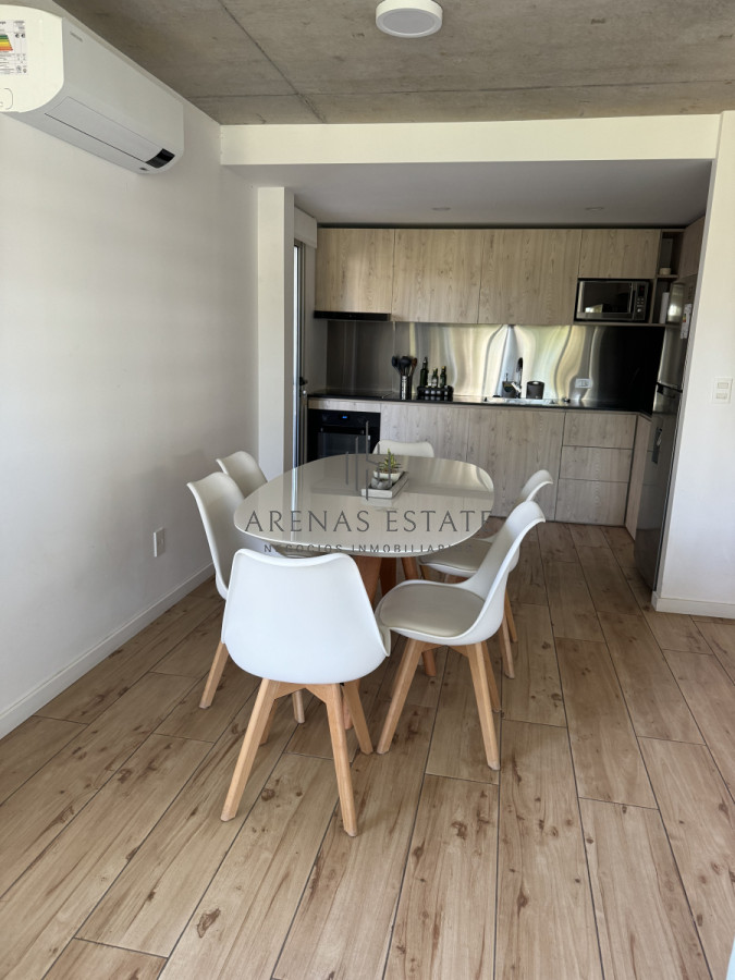Apartamento ID.3296 - Excelente aparatmento en oportunidad en zona Mansa , Punta del Este 