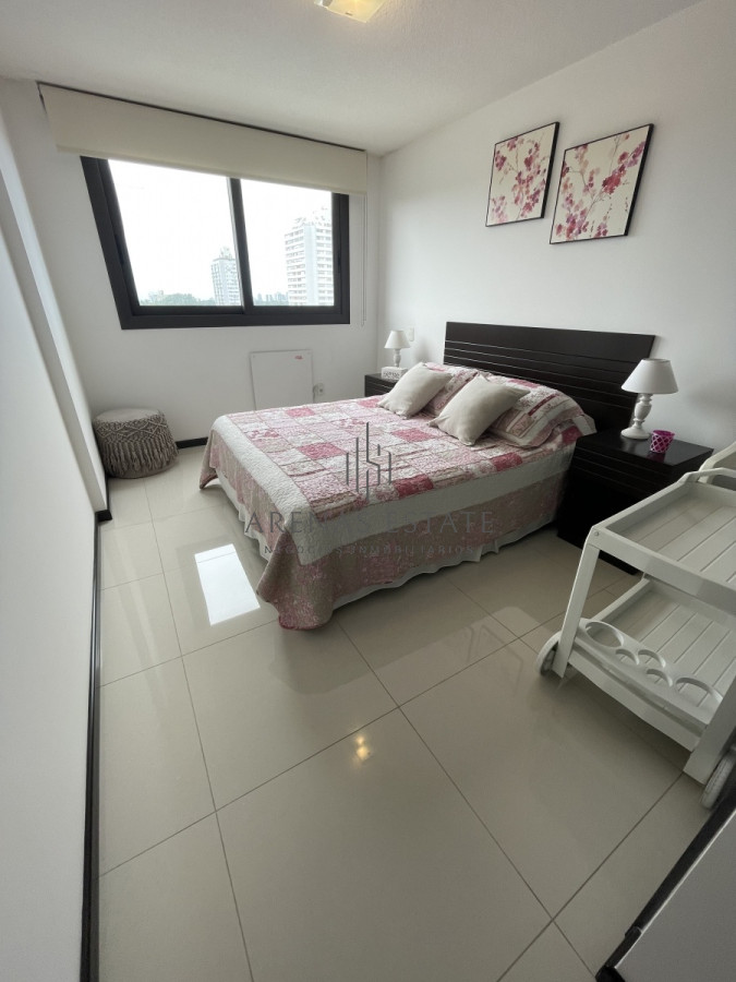 Apartamento ID.1623 -  Apartamento en venta con 3 dormitorios, Roosevelt , Punta del Este 