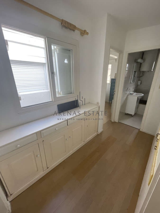 Apartamento ID.825 - Apartamento en venta en Punta del Este, 4 dormitorios 