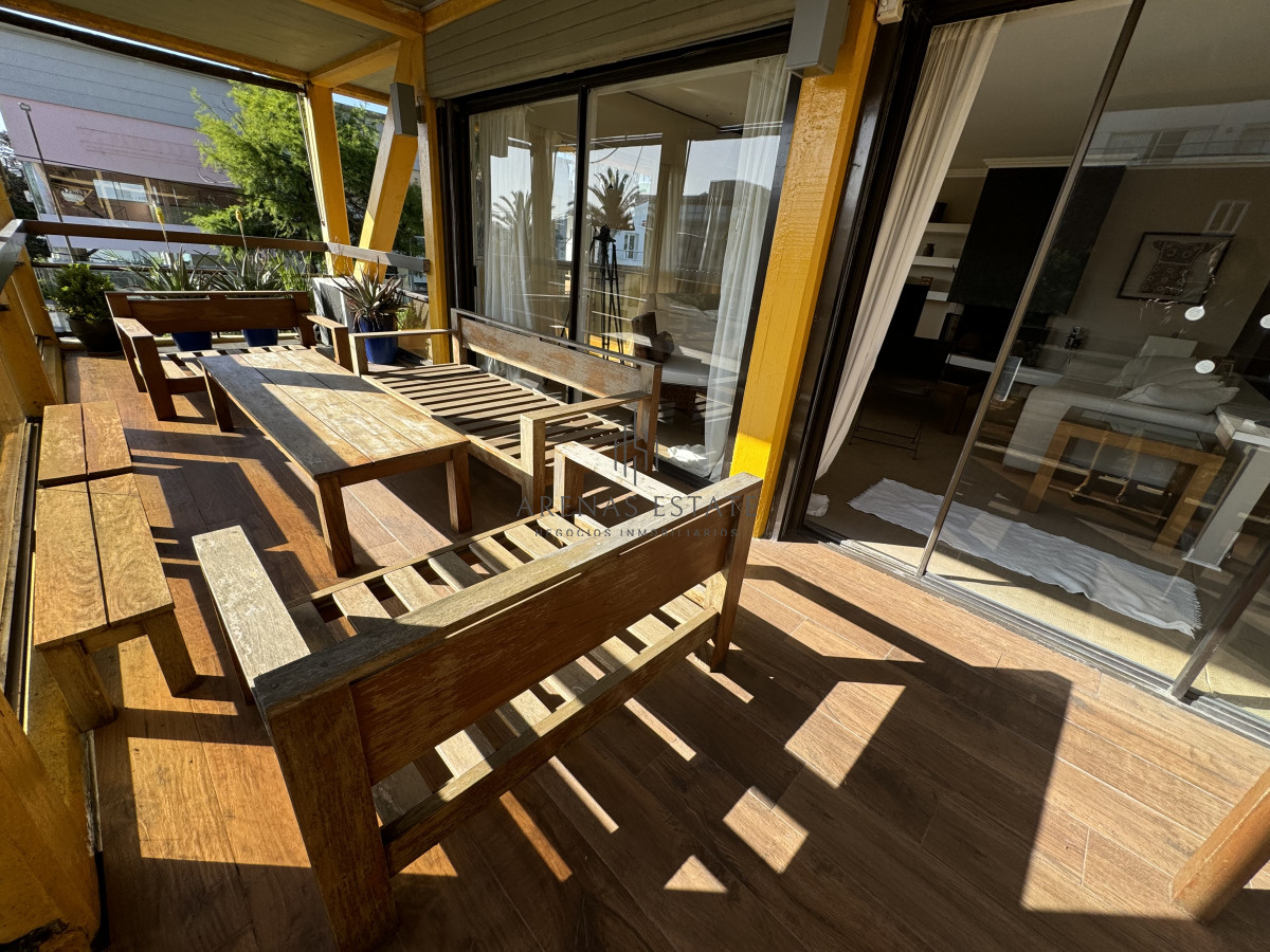 Apartamento ID.3226 - Apartamento en venta de 3 dormitorios en Punta del Este 