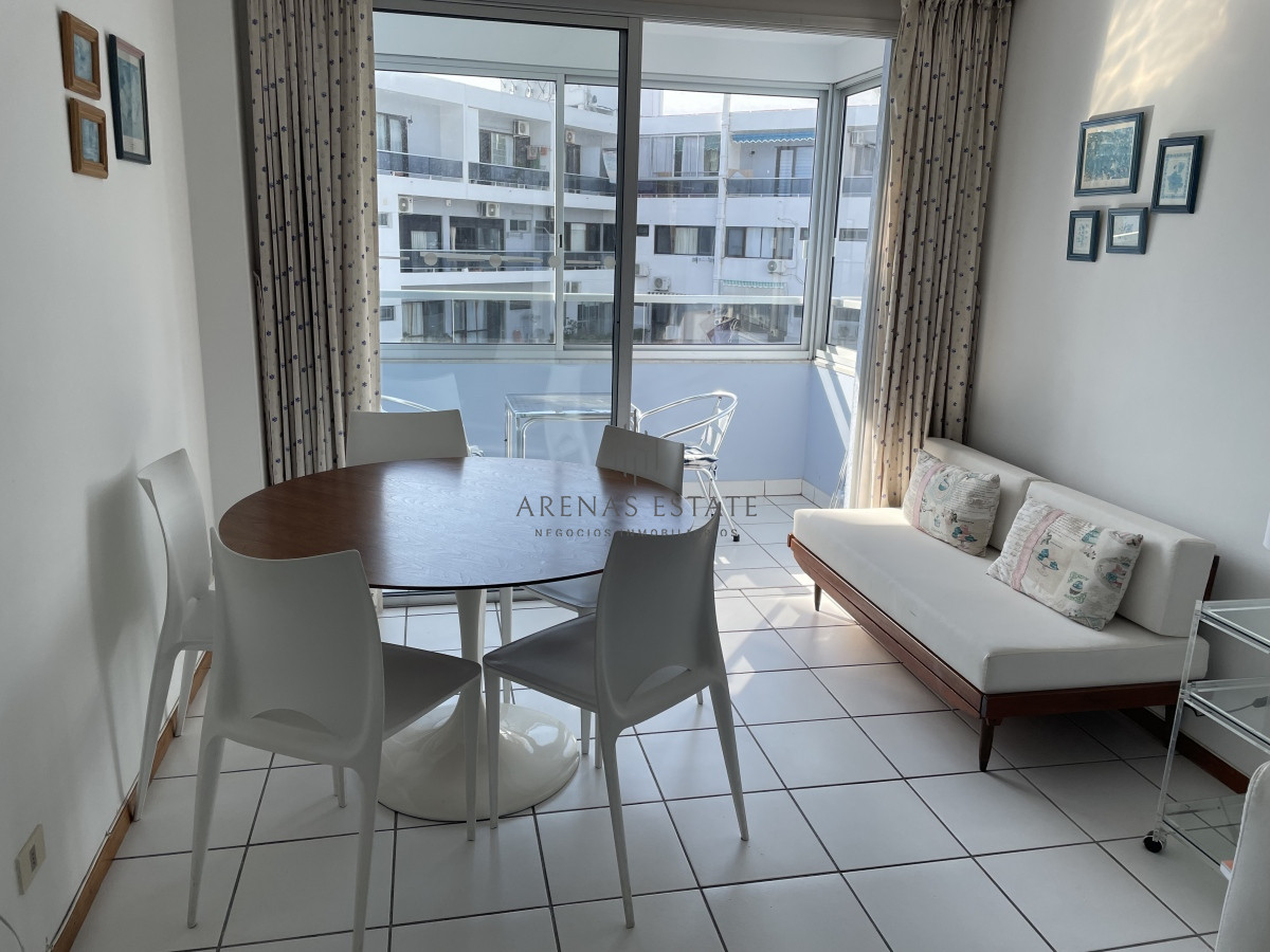 Apartamento ID.1498 - Apartamento de un dormitorios en venta en Aidy Grill , Punta del Este