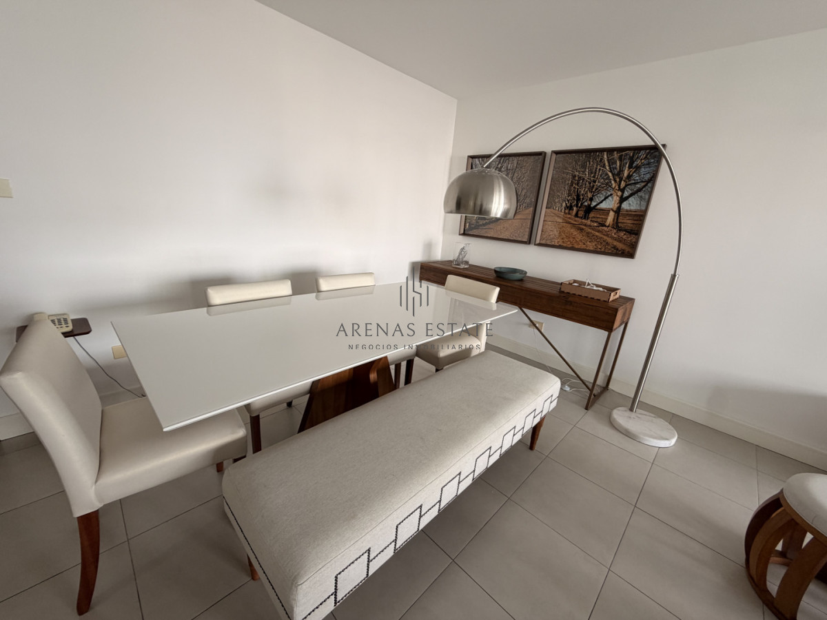 Apartamento ID.4455 - Apartamento de dos dormitorios en venta en Punta del Este