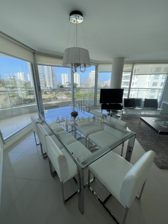 Apartamento ID.1575 - Apartamento de tres dormitorios en Punta del Este 
