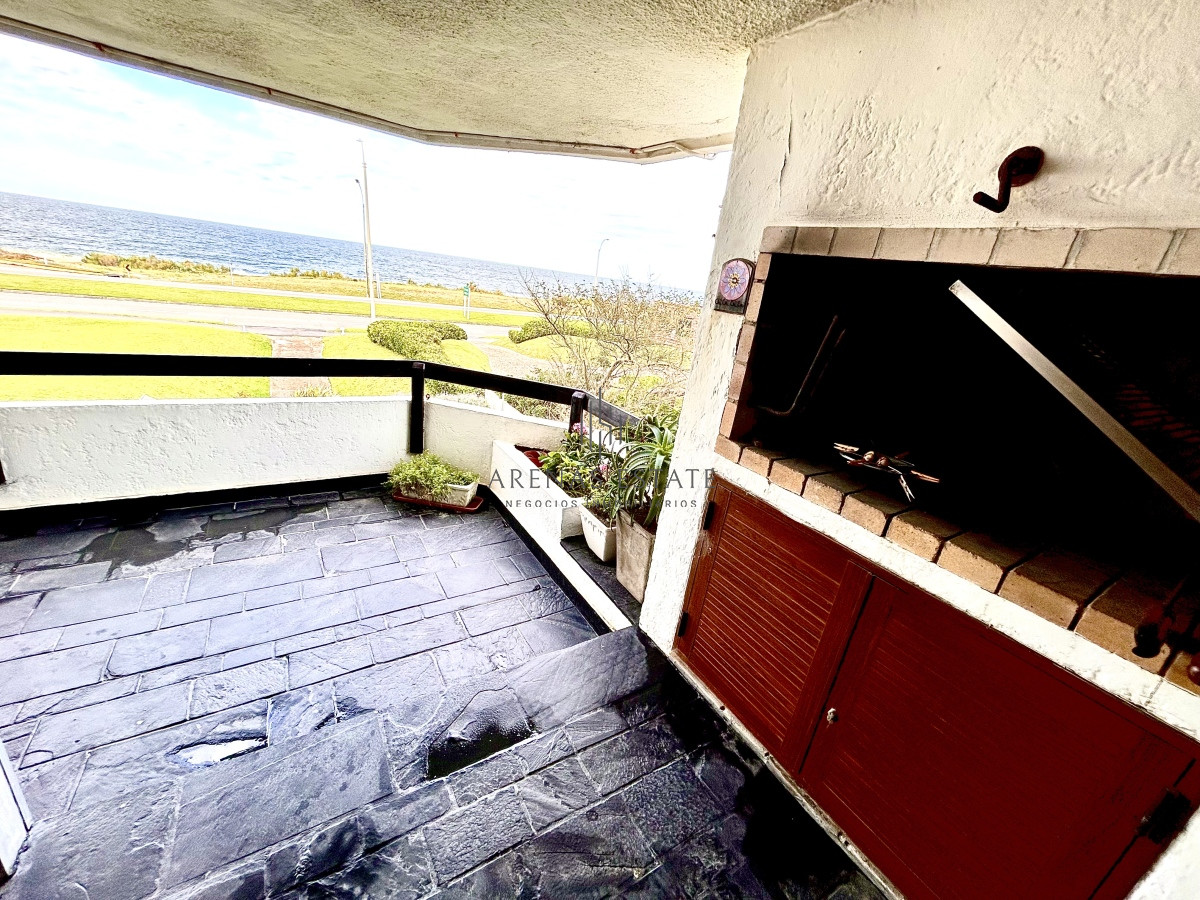 Apartamento ID.2615 - Apartamento en venta de dos dormitorios en Mansa, Punta del Este 