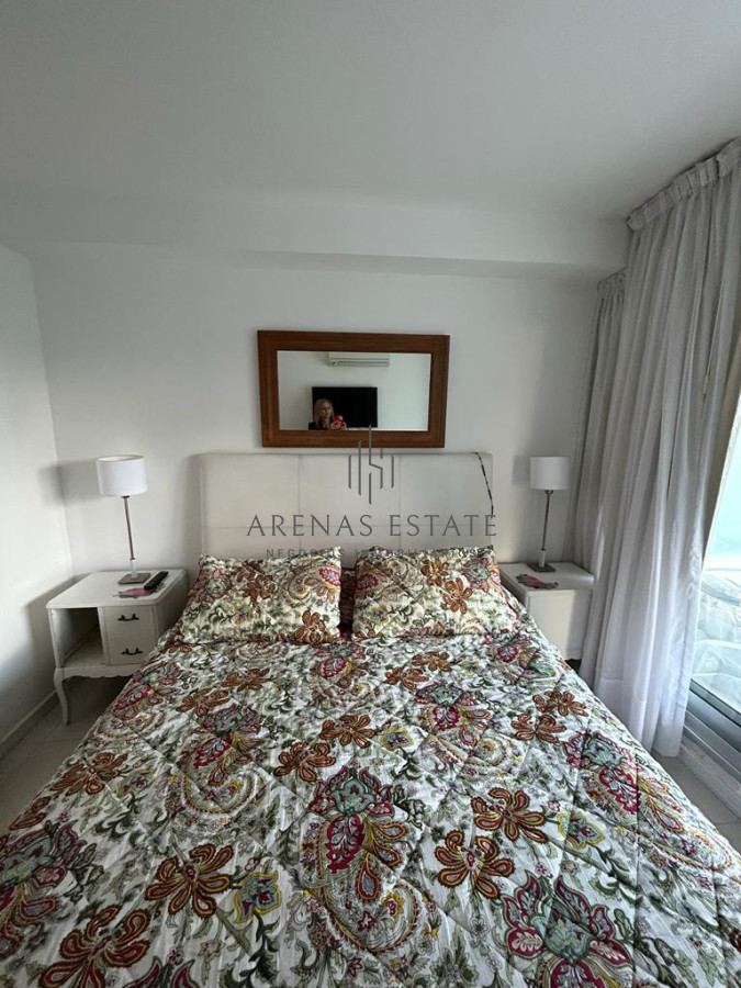 Apartamento ID.2041 - Apartamento en venta de dos dormitorios en peninsula 