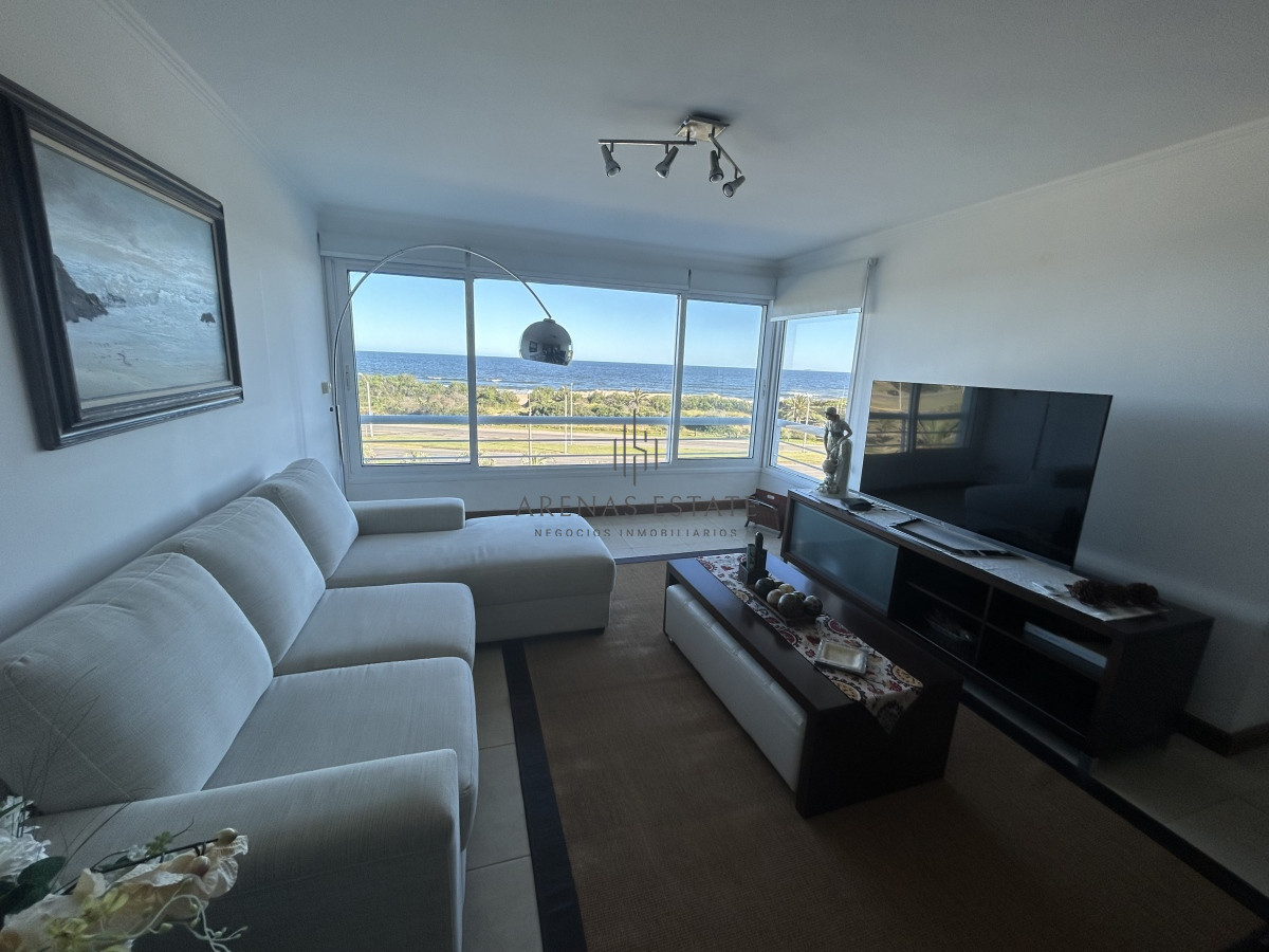 Apartamento ID.2029 - Excecpcional apartamento de 3 dormitorios en vena en Punta del Este , zona Brava 