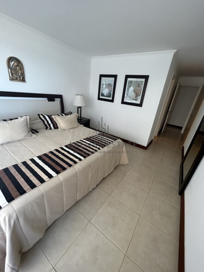 Apartamento ID.2029 - Excecpcional apartamento de 3 dormitorios en vena en Punta del Este , zona Brava 