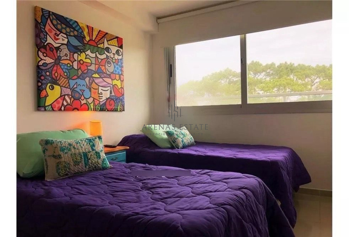 Apartamento ID.2560 - Apartamento en venta de 2 dormitorios en Roosevelt Punta del Este