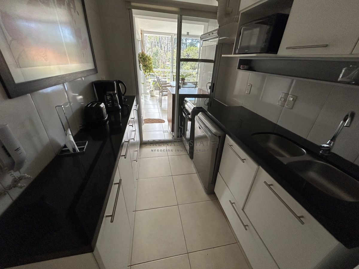 Apartamento ID.1932 - Apartamento de 3 dormitorios en zona Mansa , Punta del Este 
