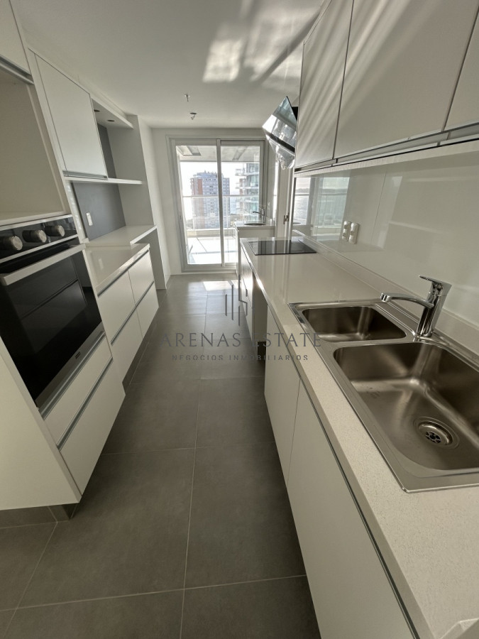Apartamento ID.1949 - Apartamento de 3 dormitorios y servicio en Punta del este 