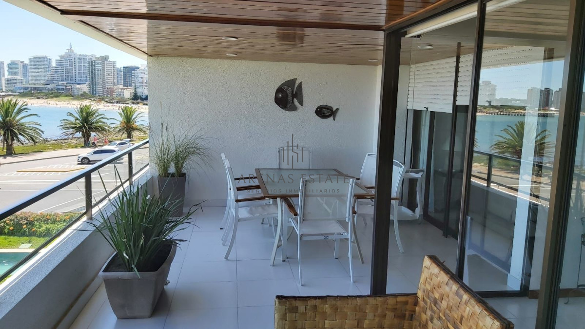 Apartamento ID.141 - Apartamento en venta zona puerto  Punta del este 
