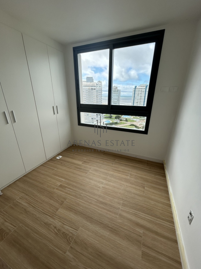 Apartamento ID.2583 - Apartamento de dos dormitorios en venta en Punta del Este ,  A estrenar!