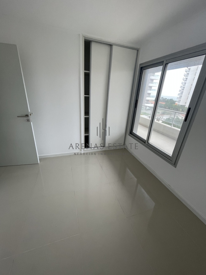 Apartamento ID.1491 - Apartamento a estrnar en venta Aidy Grill , Punta del Este