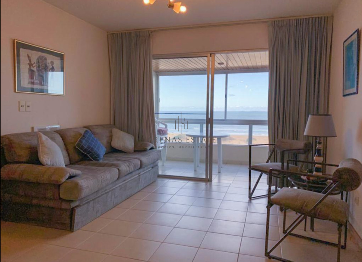 Apartamento ID.3507 - Apartamento de 2 dormitorios en venta en Punta del Este