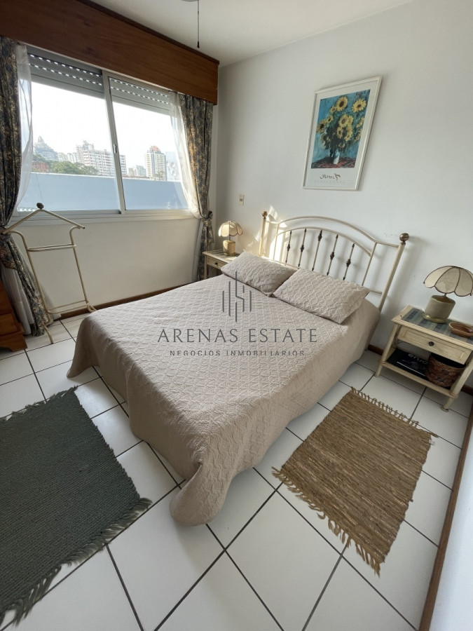 Apartamento ID.1499 - Apartamento de 1 dormitorio en Aidy Grill, Punta del Este 