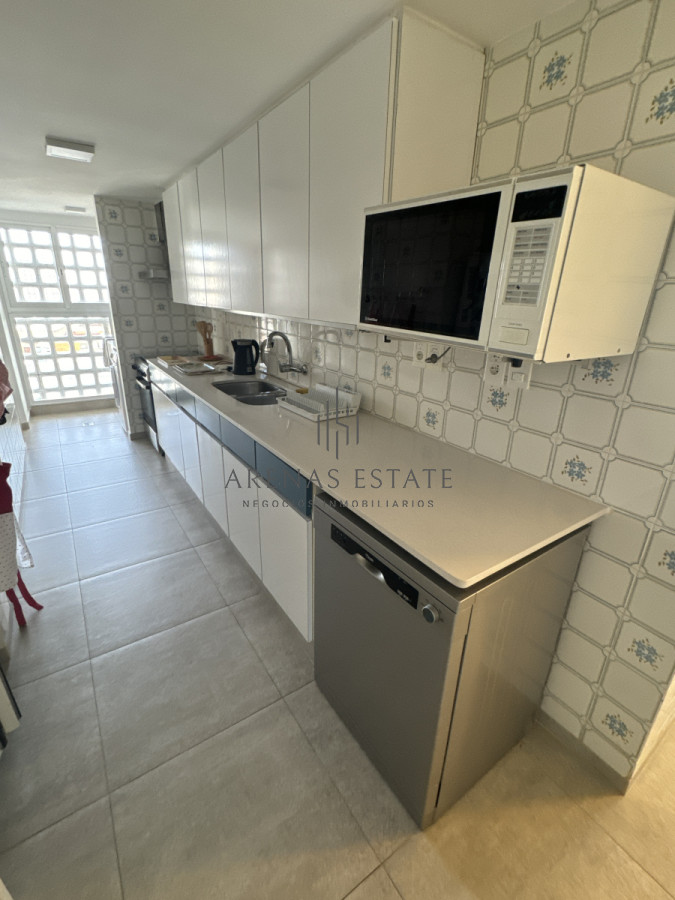 Apartamento ID.3225 - Apartamento de 3 dormitorios en Peninsula , Punta del Este 