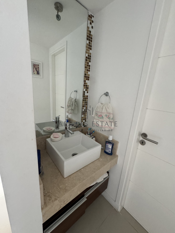 Apartamento ID.3385 - Apartamento de 3 dormitorios en venta en Punta del Este 