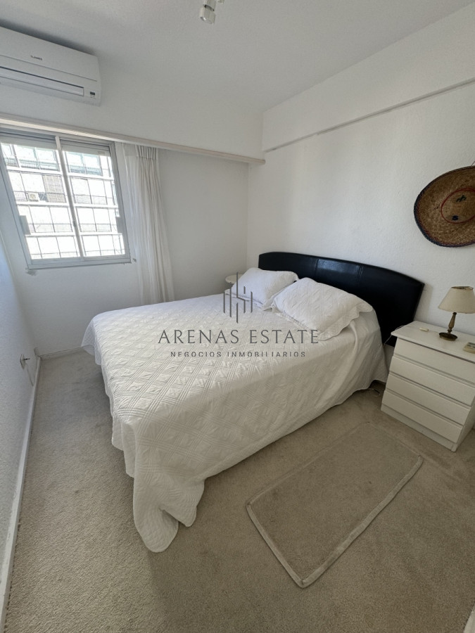 Apartamento ID.2944 - Apartamento de 3 dormitorios en venta en Punta del Este 