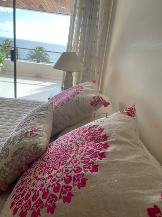 Apartamento ID.141 - Apartamento en venta zona puerto  Punta del este 