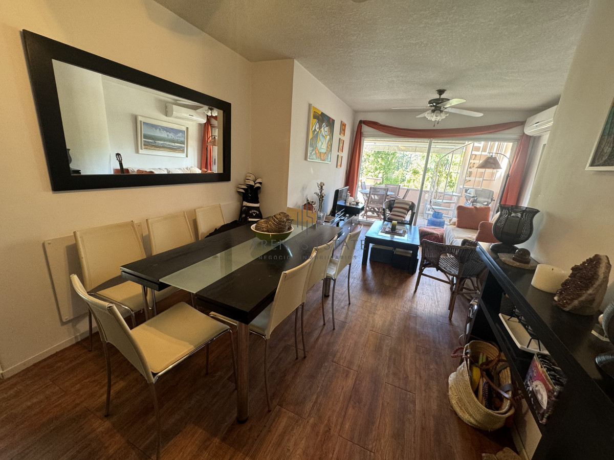 Apartamento ID.3607 - Penthouse  de 3 dormitorios en venta en Punta del Este, zona Mansa 