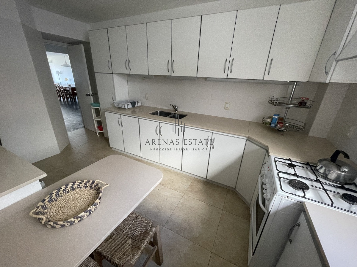 Apartamento ID.963 - Apartamento en venta en Punta del Este 