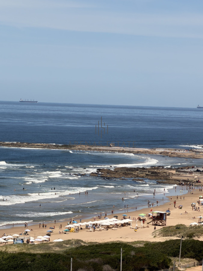 Apartamento ID.4171 - Apartamento en venta en zona Brava , 2 dormitorios 