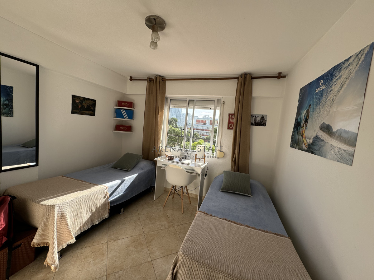 Apartamento ID.3247 - Apartamento de dos dormitorios en venta en Punta del Este