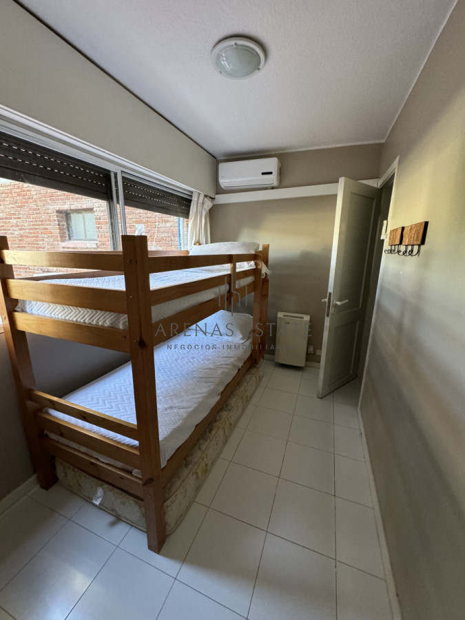 Apartamento ID.3226 - Apartamento en venta de 3 dormitorios en Punta del Este 