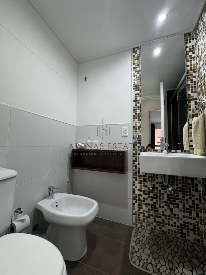 Apartamento ID.3594 - Apartamento en venta de 3 dormitorios , Punta del Este Zona Chiverta 