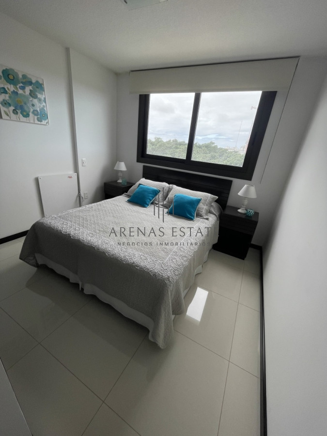 Apartamento ID.1623 -  Apartamento en venta con 3 dormitorios, Roosevelt , Punta del Este 