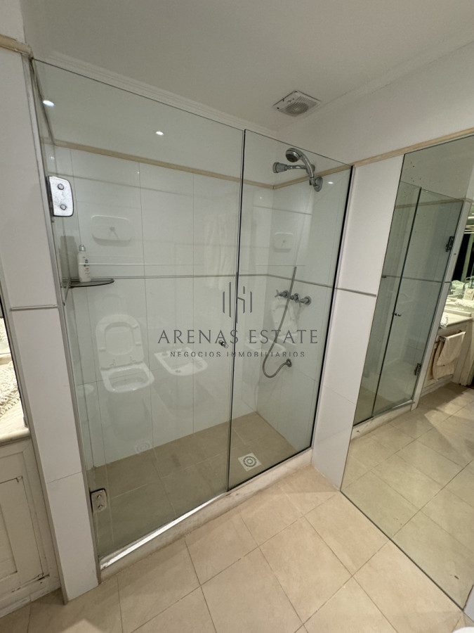 Apartamento ID.3226 - Apartamento en venta de 3 dormitorios en Punta del Este 