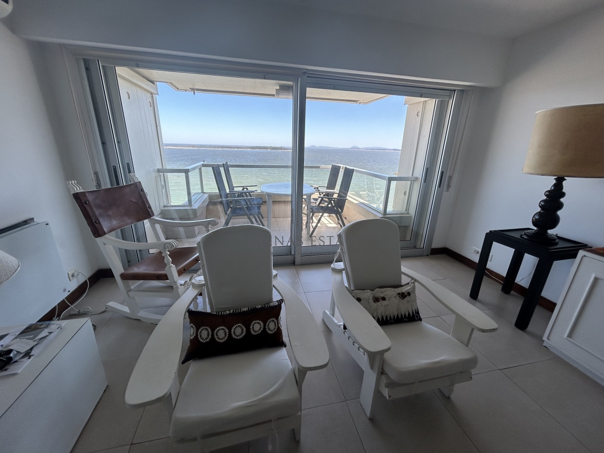 Apartamento ID.1845 - Excepcional apartamento de 3 dormitorios zona Mansa , Punta del este 
