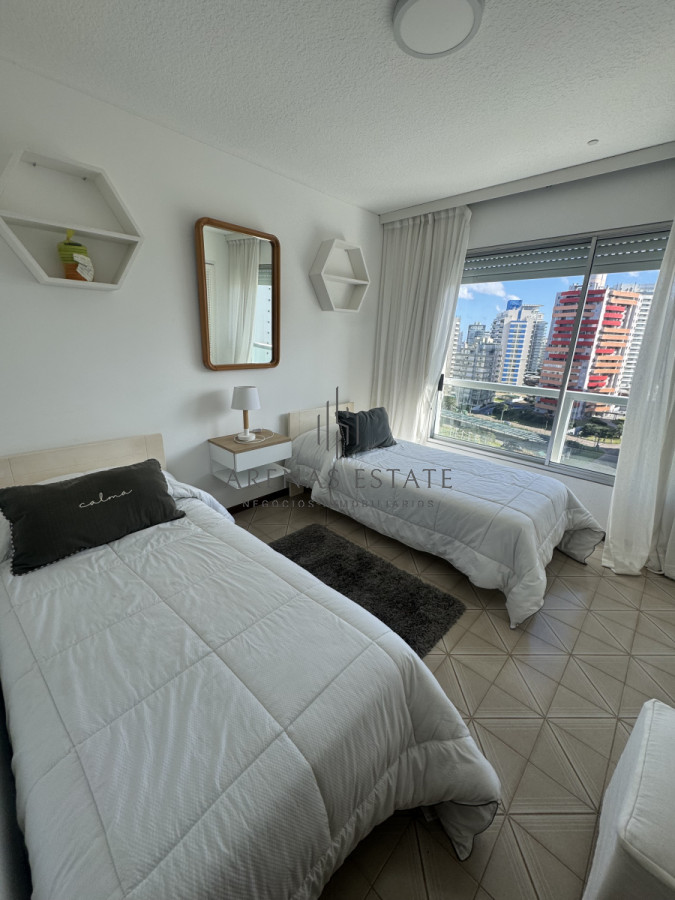 Apartamento ID.3843 - Apartamento en venta de dos dormitorios en primera linea de la Brava, Punta del Este