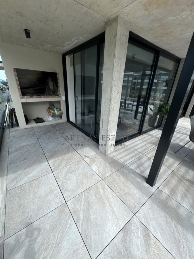 Apartamento ID.3559 - Apartamento en venta en primera linea de playa Mansa , 2 dormitorios 